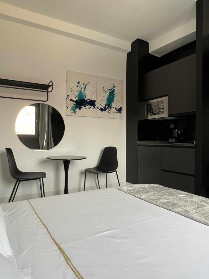 דירות מאלגה Fiesta Cama Individual Modern & Luxury מראה חיצוני תמונה