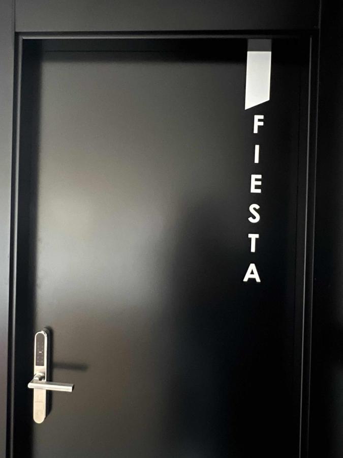 דירות מאלגה Fiesta Cama Individual Modern & Luxury מראה חיצוני תמונה